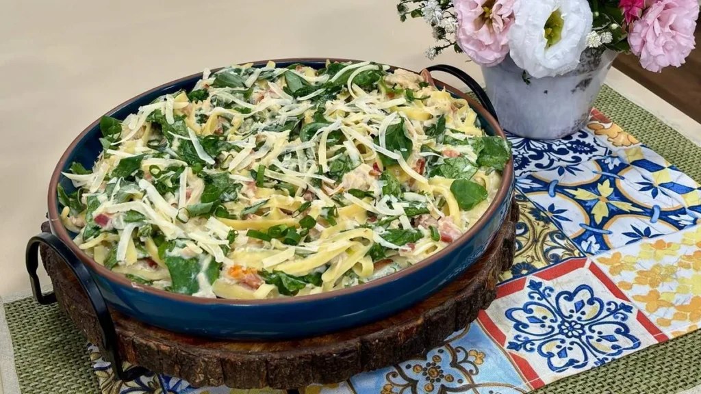 Imagem Fettuccine Cremoso com Frango do artigo Fettuccine Cremoso com Frango – Santa Receita