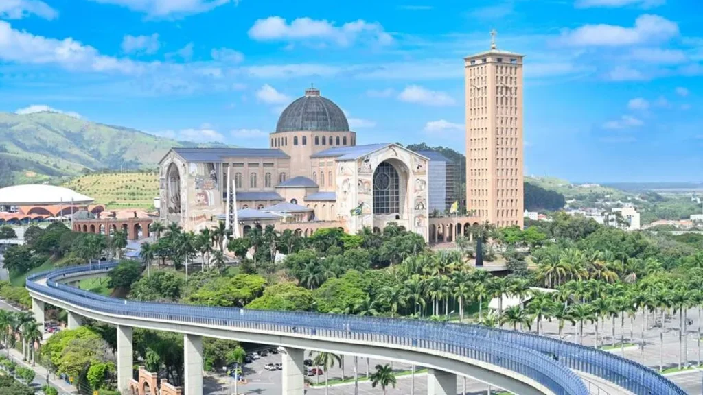 Imagem santuario nacional com fachada leste do artigo Jornada Bíblica: Santuário Nacional finaliza a Fachada Leste, com entrega marcada para maio
