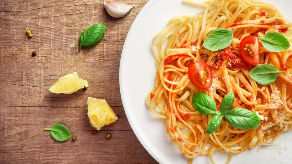 Imagem Espaguete com tomate cereja e manjericao do artigo Chef no Ar: Espaguete de tomate de cereja e manjericão