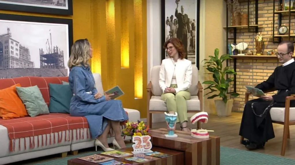 Imagem familia dos devotos 1 do artigo Entenda como resolver na infância algumas disfunções da fala