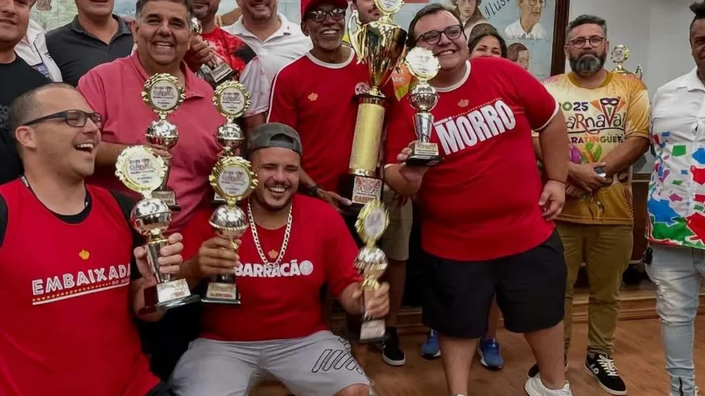 Imagem Embaixada do Morro do artigo Embaixada do Morro é Tricampeã do carnaval de Guaratinguetá