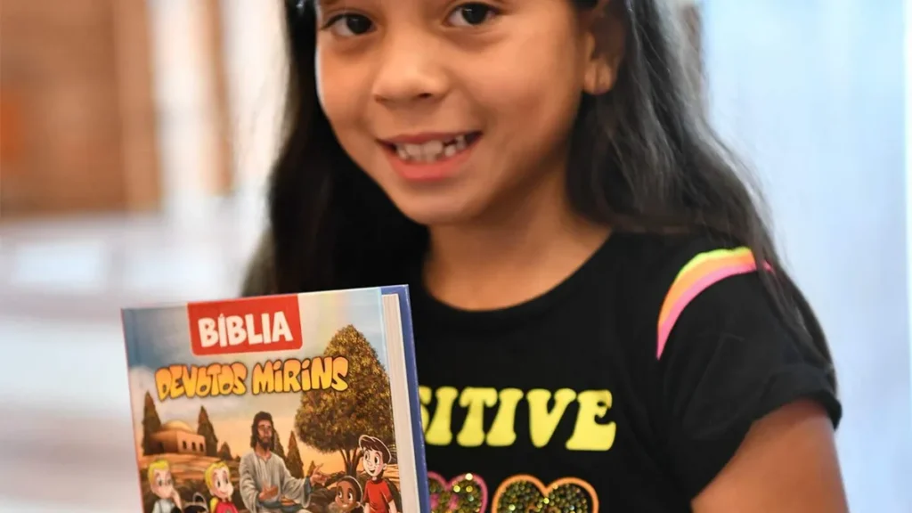 Imagem biblia devotos mirins do artigo Bíblia Devotos Mirins: as crianças mais próximas da Palavra de Deus