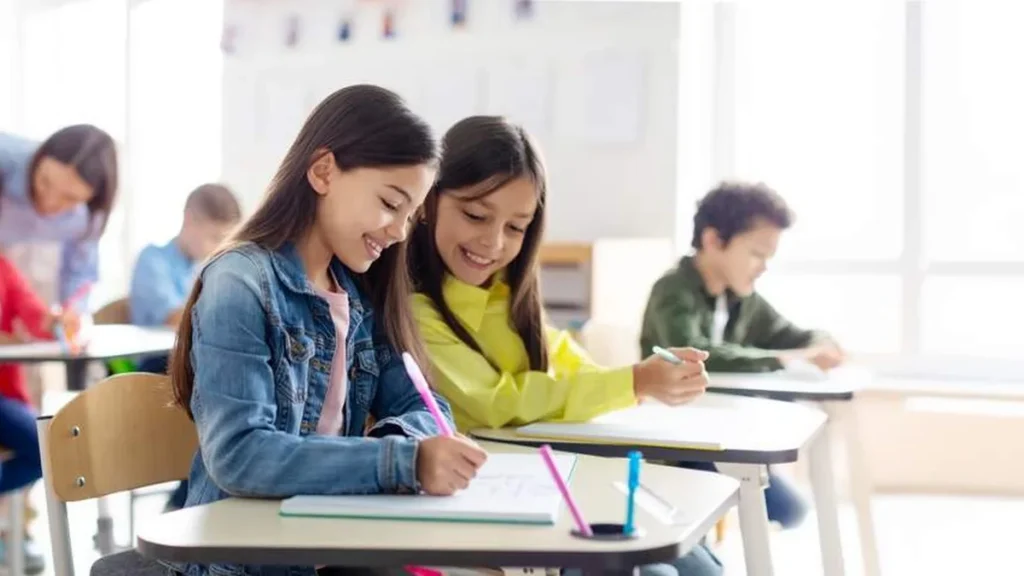 Imagem criancas escola do artigo CNBB lança roteiro ecumênico de Páscoa para as Escolas