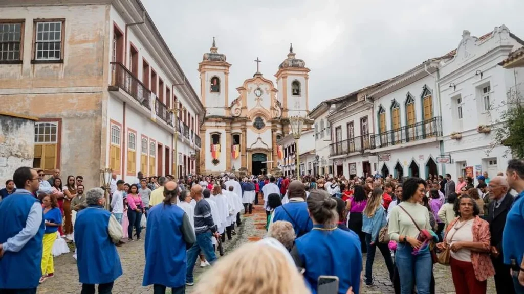 Imagem ouro preto ruas do artigo Destinos turísticos para vivenciar a Semana Santa no Brasil