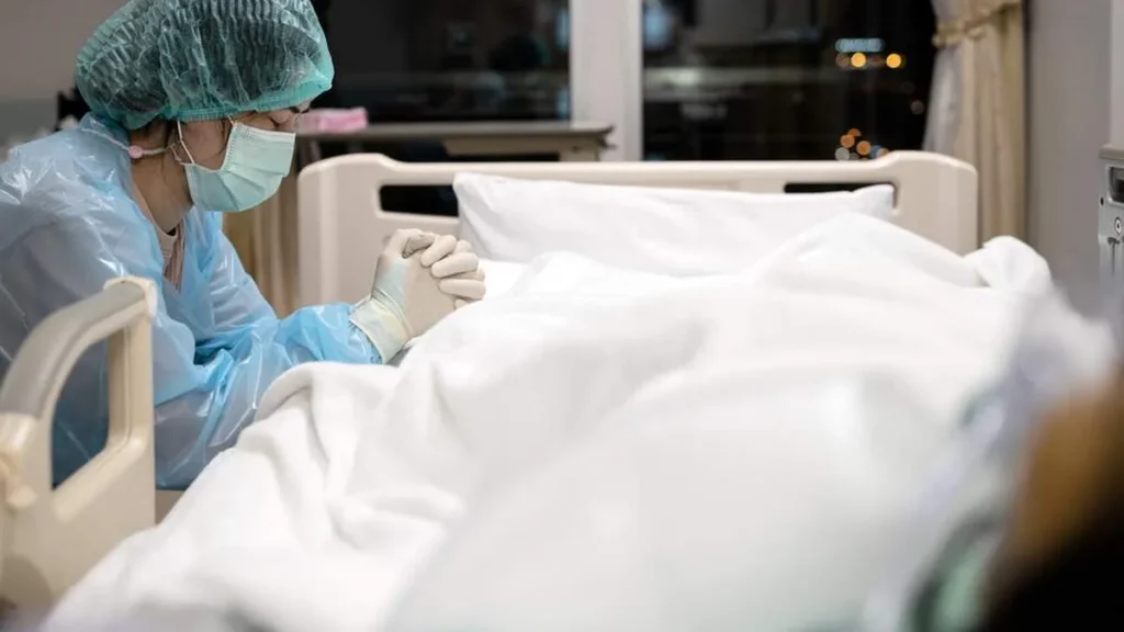 Imagem oracao no hospital do artigo Oração pelos doentes