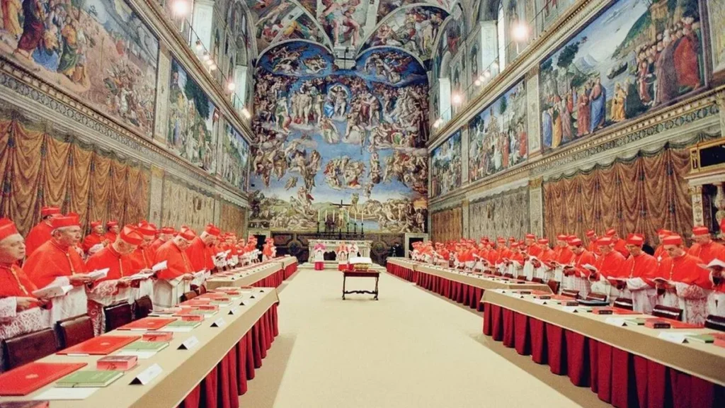 Imagem Conclave na Capela Sistina do artigo Conclave: Conheça o rito que elege o novo Papa