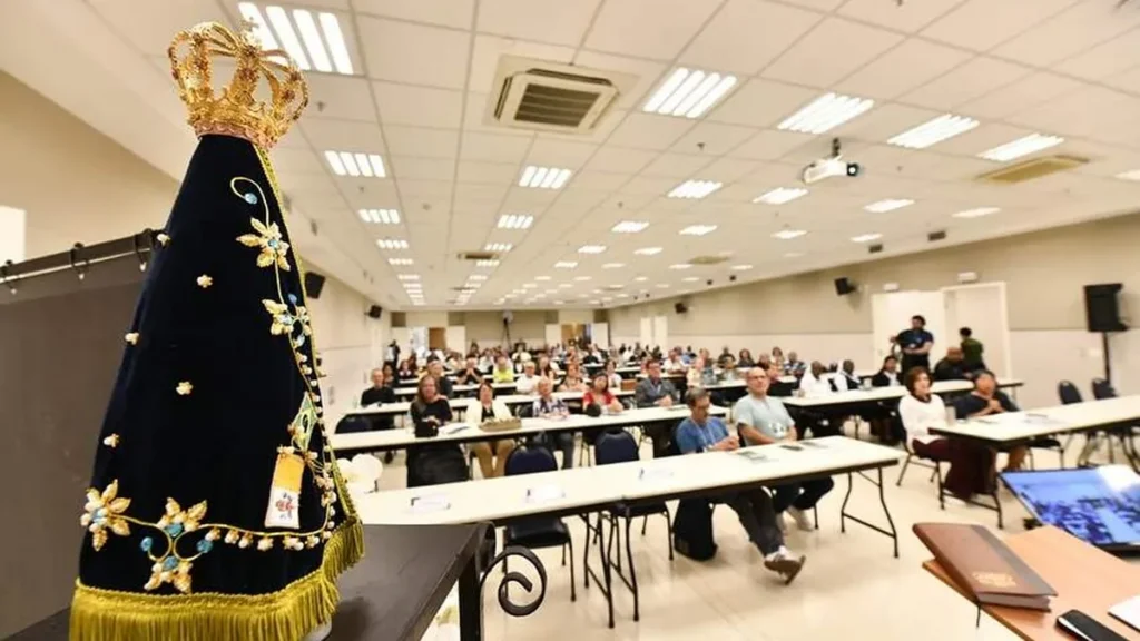 Imagem 501893872 18092943547608123 7347812943584093944 n do artigo Com tema sobre a esperança, 18º Congresso Mariológico tem início no Santuário Nacional