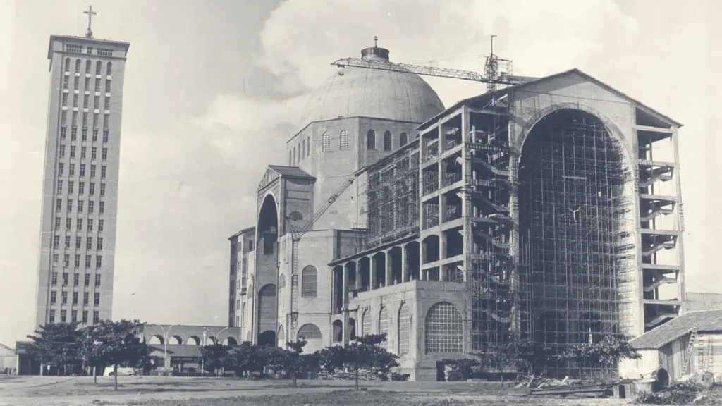 Imagem CDM CONSTRUCAO 1 1 do artigo 66 anos do primeiro atendimento aos romeiros no Santuário Nacional
