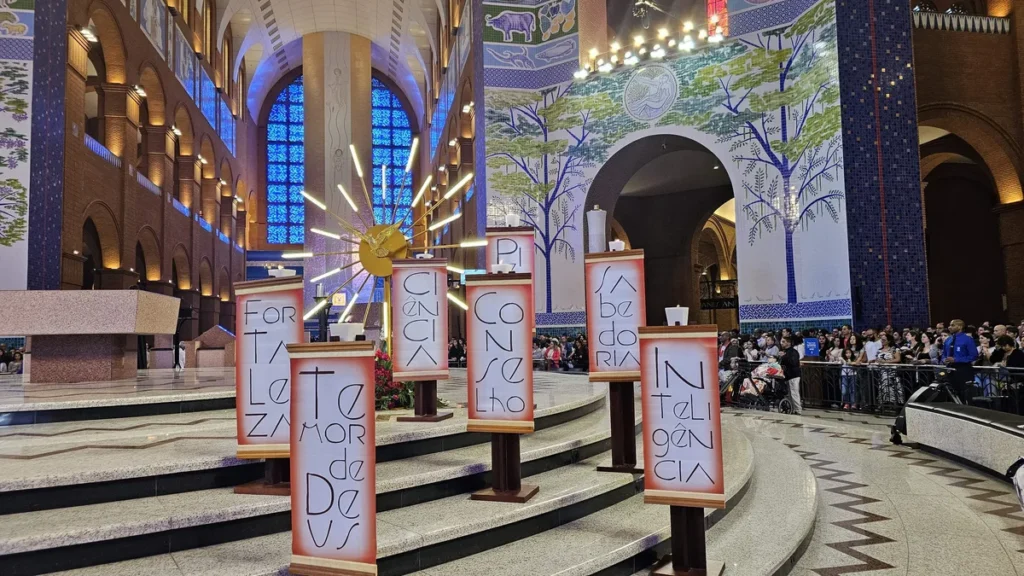 Imagem solenidade de pentecostes 2025 do artigo Santuário Nacional celebra Pentecostes com mensagem de unidade e missão