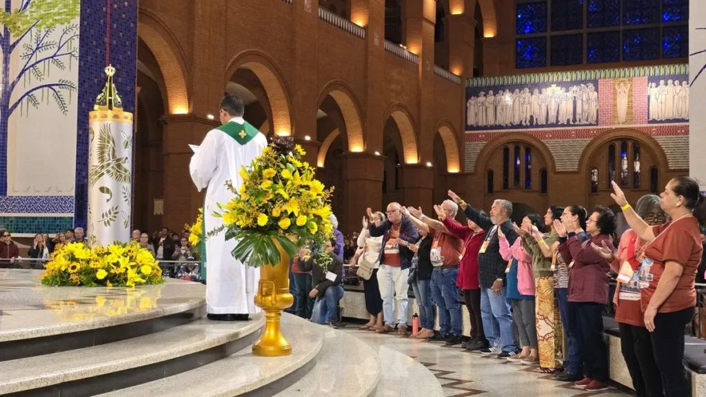 Imagem Romaria FD 25 Missa Representantes 29 do artigo Celebração Eucarística reúne Representantes da Família dos Devotos no Santuário Nacional