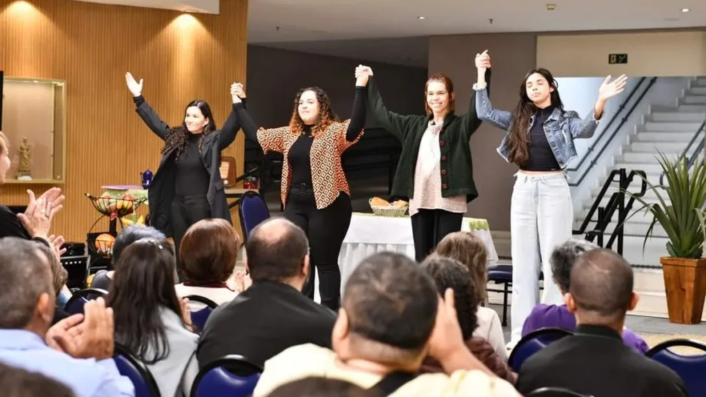 Imagem 40 anos AMA do artigo Academia Marial celebra 40 anos com apresentação teatral gratuita
