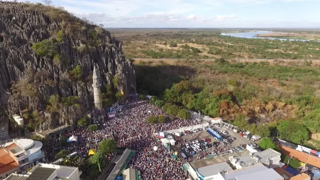 Imagem Doc bom jesus da lapa 2 do artigo Acompanhe a Novena do Bom Jesus da Lapa 2025 na TV Aparecida