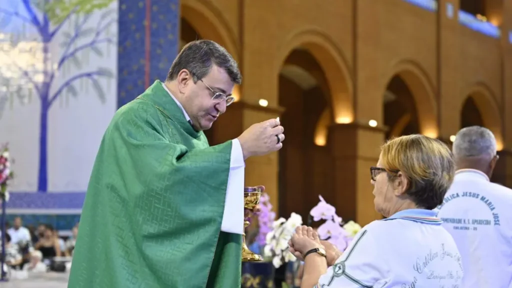 Imagem Missa 12h 23 08 2025 9 do artigo Missa celebra 54ª Romaria das Ligas Católicas à Aparecida