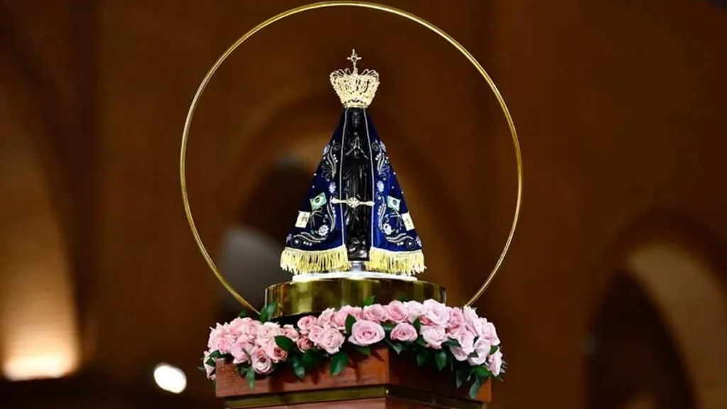 Imagem Santuario em Acao out.25 do artigo Estendendo o manto de Nossa Senhora pelo Brasil