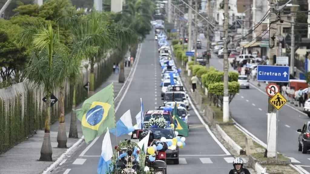 Imagem 10 tlq5513 do artigo 7 dicas para participar da carreata de Nossa Senhora Aparecida
