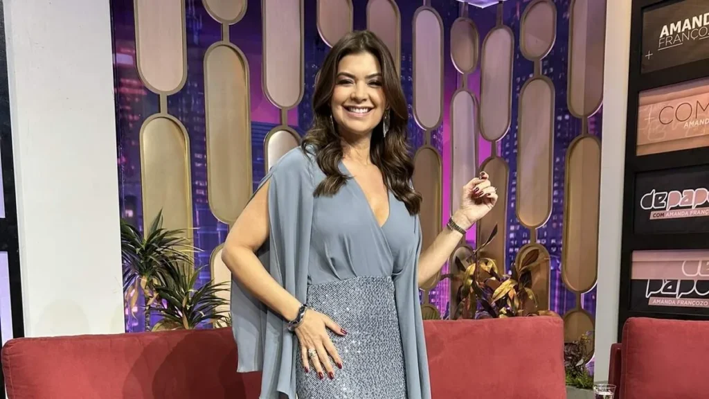 Imagem Amanda Francozo 2 do artigo Programa de Amanda Françozo alerta para o uso excessivo das redes sociais