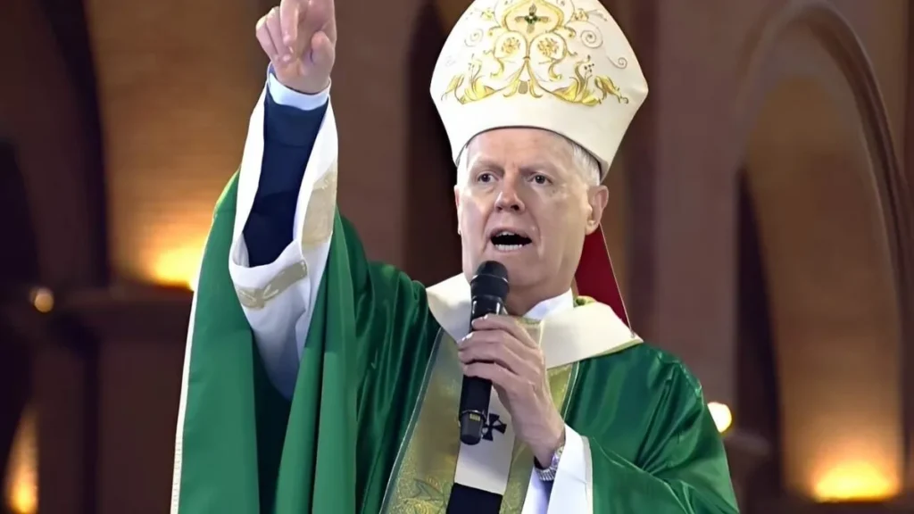 Imagem dia mundial da missoes no santuario nacional do artigo Dom Orlando: "A missão se faz com os pés, com o coração e com a fé"
