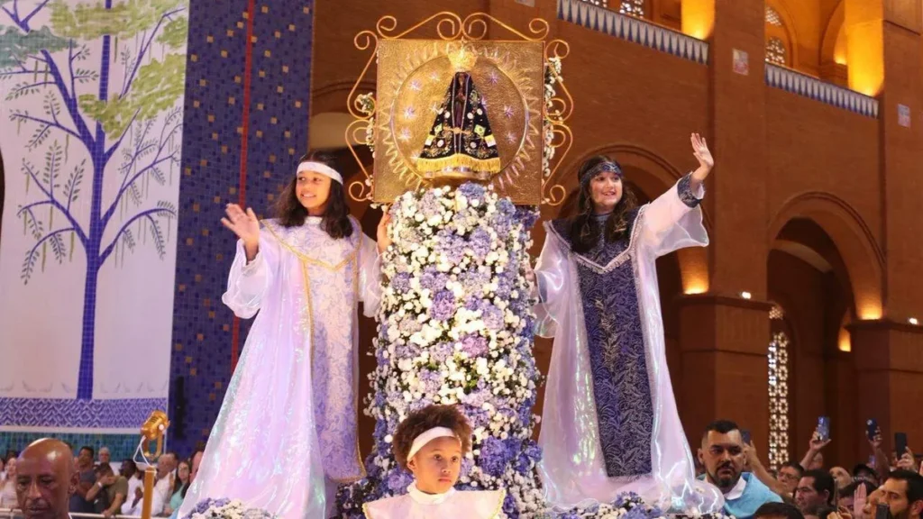 Imagem Missa das criancas 12122025 do artigo Com alegria e devoção, crianças celebram Nossa Senhora Aparecida em missa especial