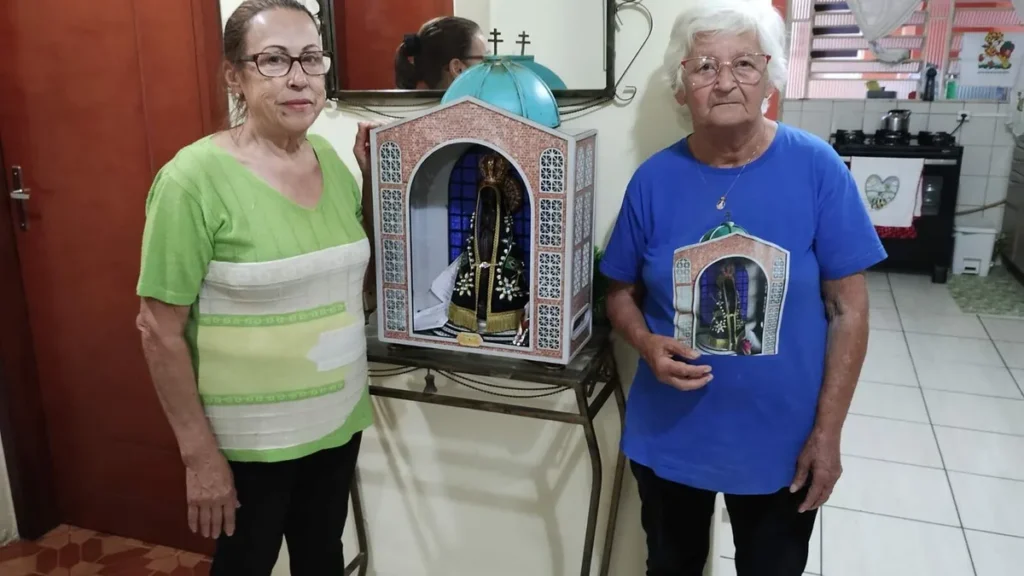 Imagem Representante Marlene dos Santos do artigo Ser missionário o ano inteiro mantendo viva a chama da missão