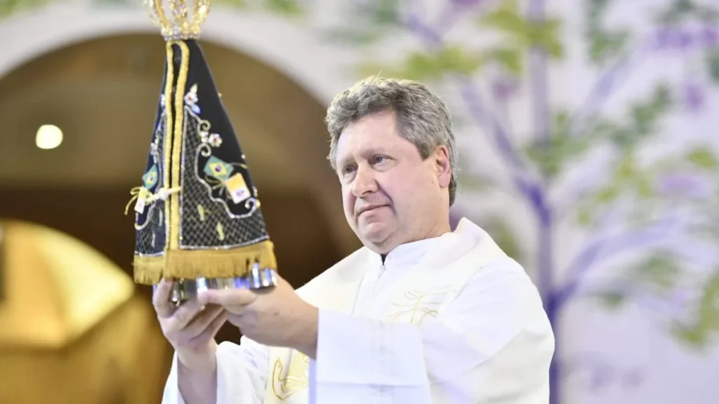 Imagem terco e consagracao solene romaria familia dos devotos 2025 do artigo Faltam 3 dias para a Festa: o que ainda dá tempo de fazer pela Padroeira
