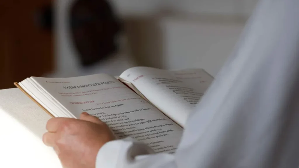 Imagem biblia liturgia palavra de Deus missa do artigo O que a Igreja Católica vai celebrar na liturgia em 2026?
