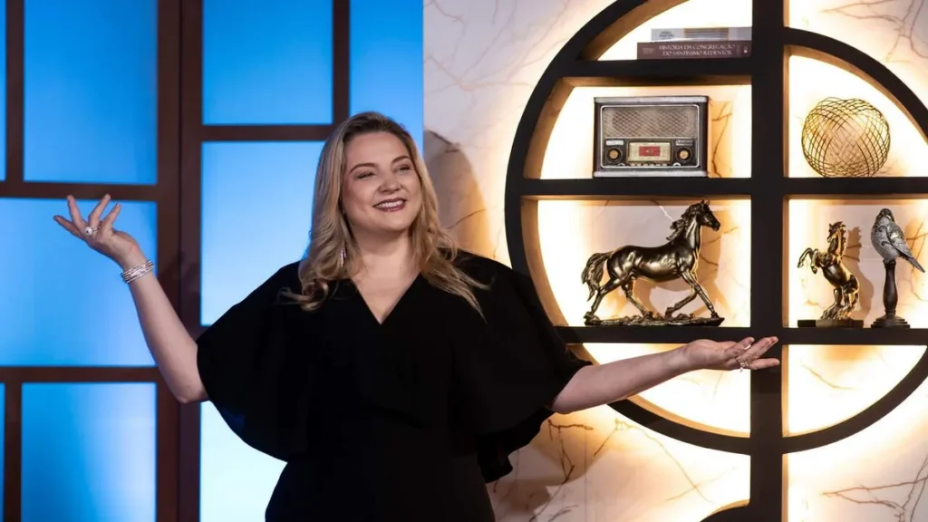 Imagem Mariangela Zan Davi Barbosa TV Aparecida do artigo João Nelore e Texano levam seus sucessos para o Aparecida Sertaneja