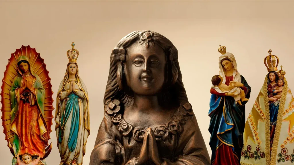 Imagem Nossa Senhora titulos do artigo Exposição: Maria, Senhora de tantos nomes, Mãe de todos os povos