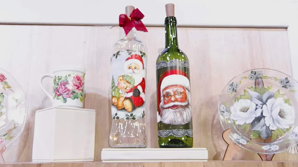Imagem luminaria natalina com garrafa de vidro faca voce mesmo do artigo Luminária Natalina em Decoupage - Faça Você Mesmo