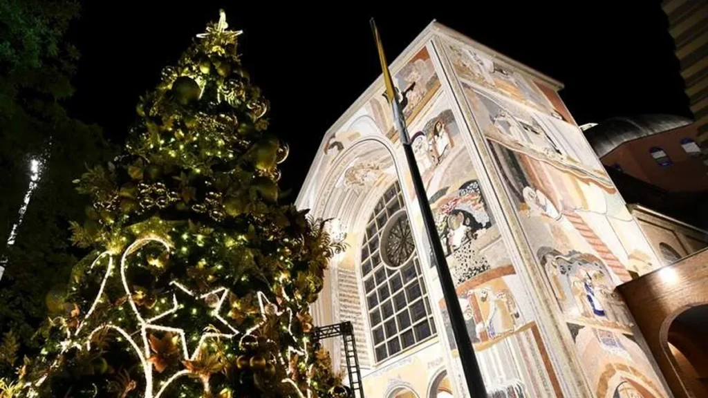 Imagem Decoracao de Natal Santuario 7 do artigo Como o Santuário se transforma para o Nascimento de Cristo?