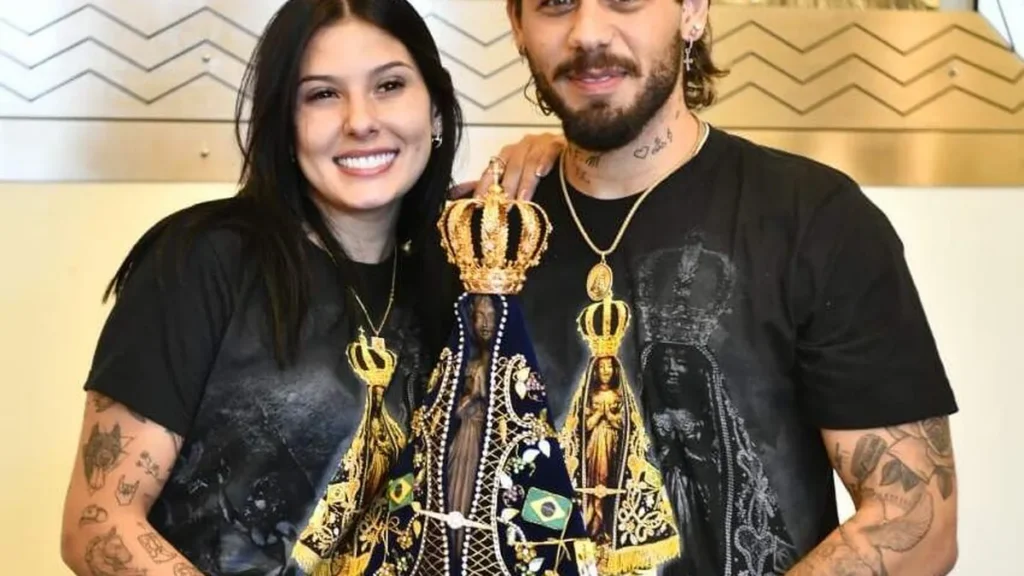 Imagem Ana Castela e Ze Felipe com a Imagem de Nossa Senhora do artigo Ana Castela e Zé Felipe visitam o Santuário Nacional