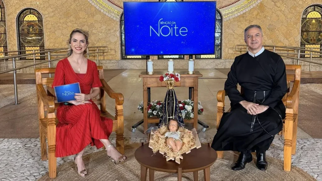 Imagem Jessica Fernandes e Pade Camilo Junior Easy Resize.com do artigo “Bênção da Noite” celebra o Natal com oração e música direto do Santuário Nacional