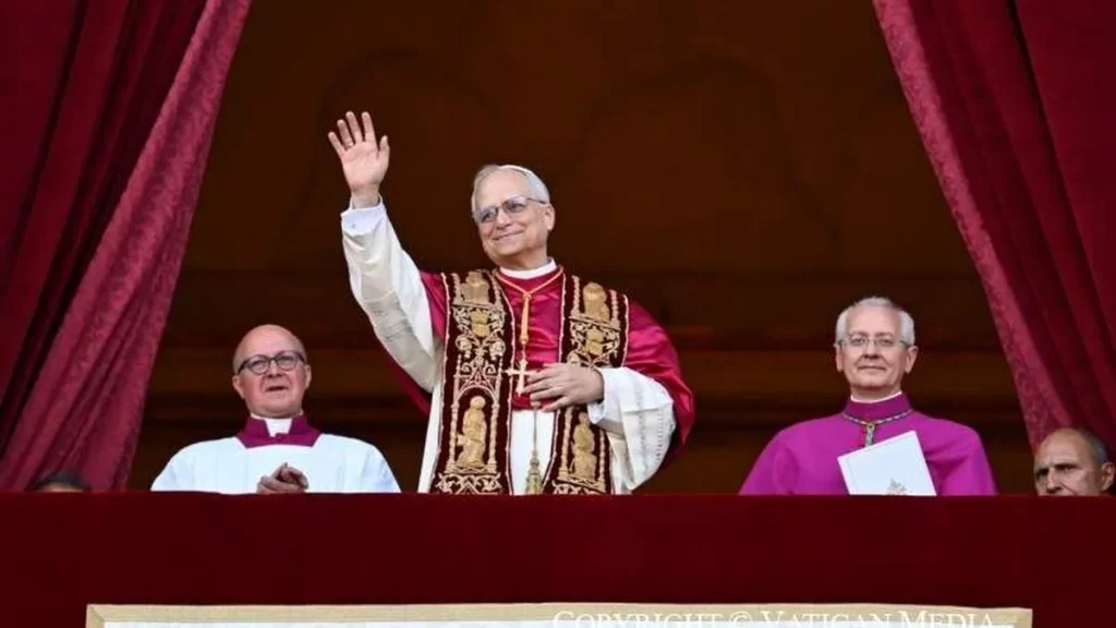 Imagem Papa Leao XIV do artigo O que é a bênção Urbi et Orbi dada pelo Papa no Natal?