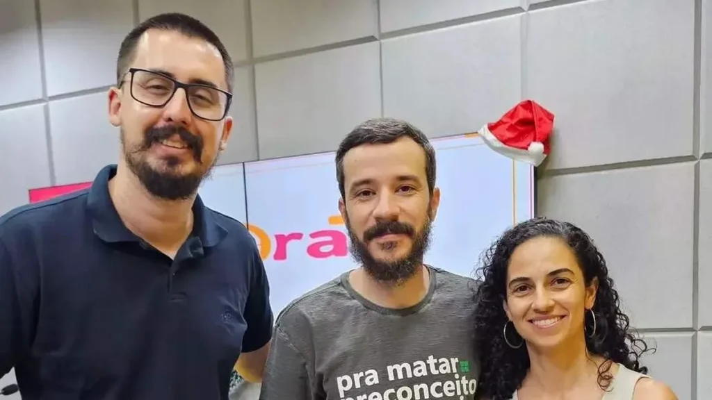 Imagem Vini Thiago e Ana no Hora Mais do artigo Semana do Samba: Casa da Mãe Tiana vira referência no Vale