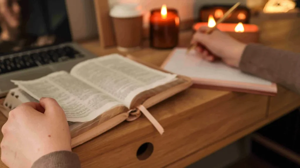 Imagem biblia estudo catequese planejamento lectio divina do artigo 4 pilares do Diretório para planejar a catequese em 2026