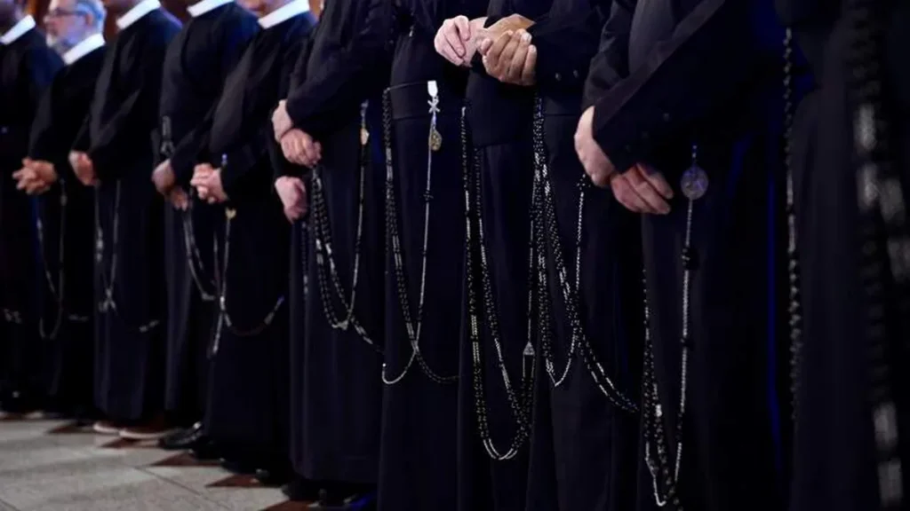 Imagem Missionarios Redentoristas na Basilica do artigo Missionários Redentoristas a serviço da Igreja e em comunhão eclesial