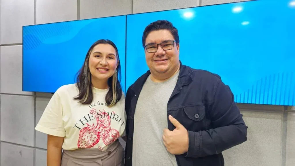 Imagem psicologa Barbara Ramos no JR falando sobre Janeiro Branco do artigo Entrevista: Janeiro Branco e a Saúde Mental