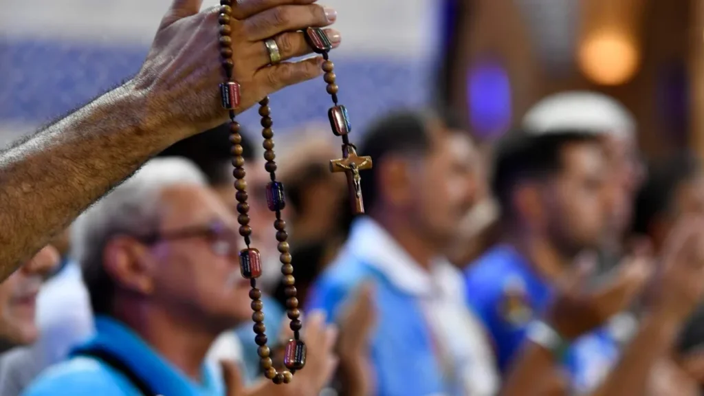 Imagem terco dos homens em aparecida santuario nacional do artigo Programação da Romaria do Terço dos Homens na Rádio Aparecida