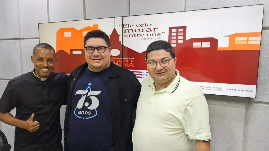 Imagem Padre Moises Junior e o coordenador arquidiocesano Silas Camilo no JR do artigo Arquidiocese de Aparecida vive Campanha da Fraternidade 2026