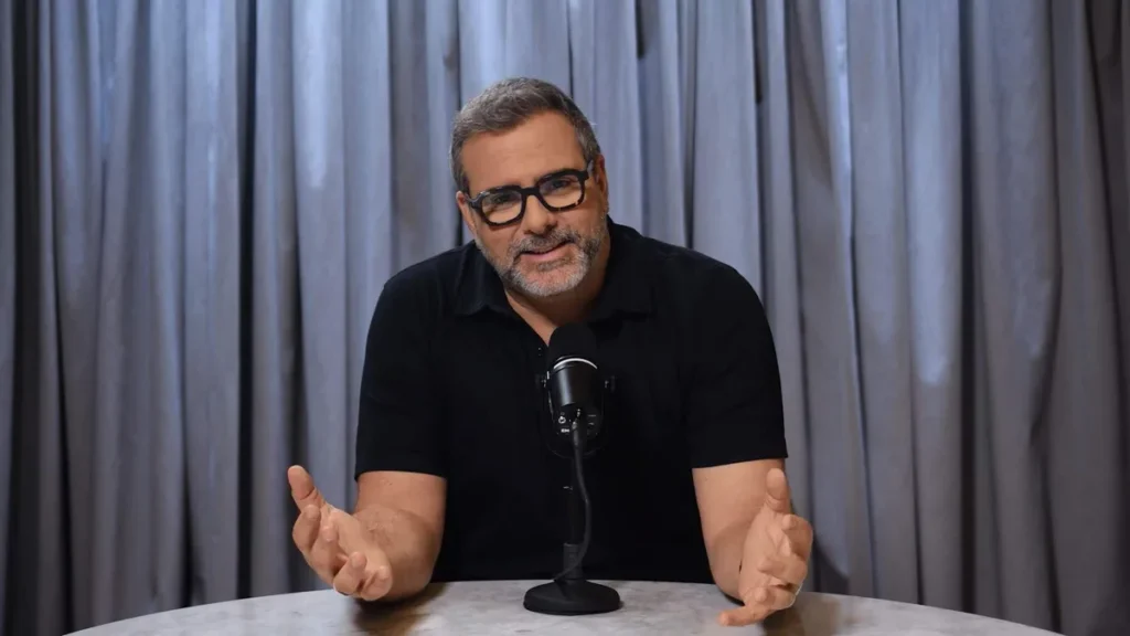 Imagem RAE 2402 1 do artigo Rodrigo Alvarez Entrevista traz renomado especialista em implante capilar