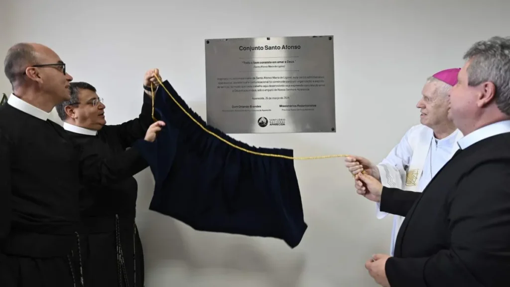 Imagem inauguracao do conjunto Santo Afonso do artigo Santuário Nacional inaugura Conjunto Santo Afonso