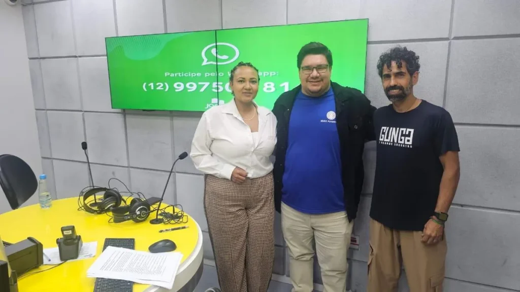 Imagem Erasmo Ballot e Juliana Maria falam sobre a exposicao Gunga no JR do artigo Exposição retrata história das Congadas na Festa de São Benedito