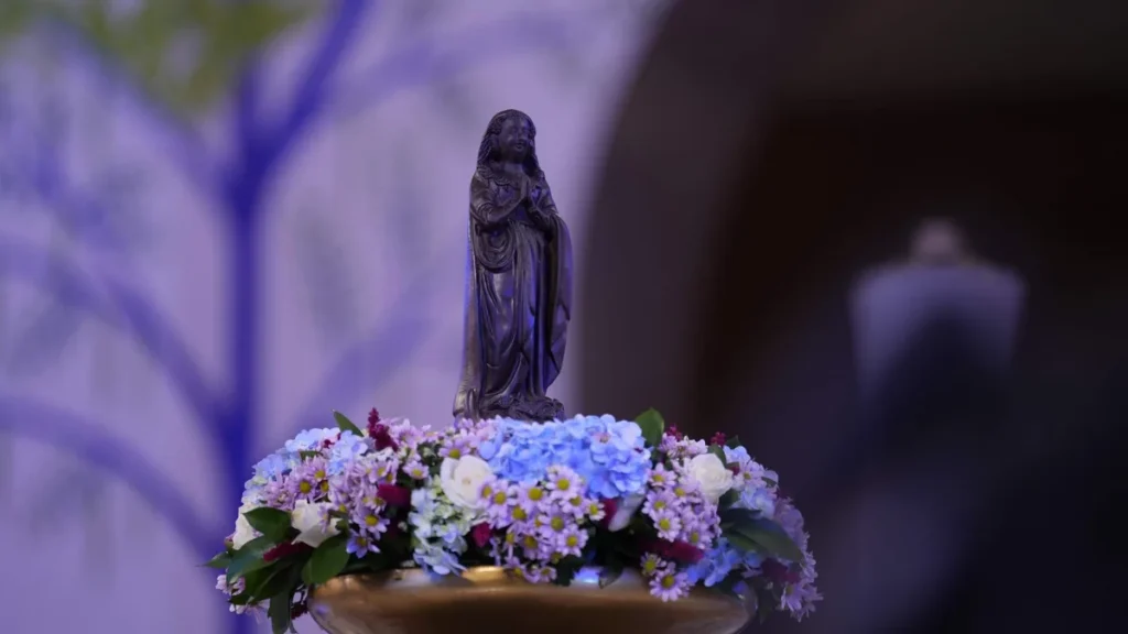 Imagem oficio de nossa senhora no sabado santo do artigo Silêncio e Esperança: Santuário Nacional celebra o Ofício da Imaculada