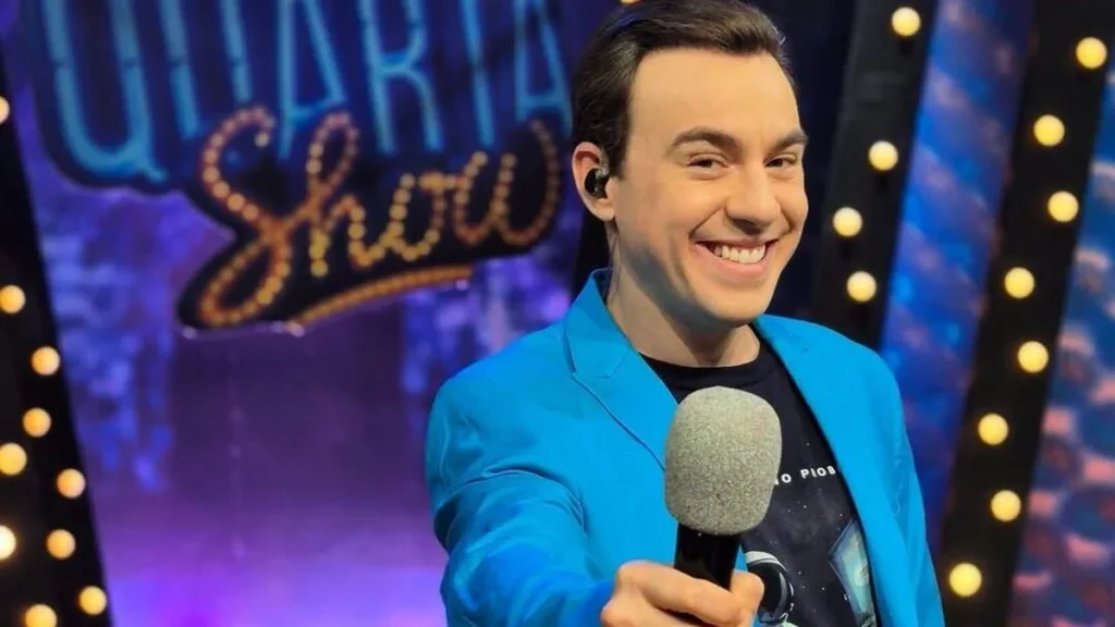 Imagem QTS Rogerio Gabriela Souza TV Aparecida do artigo Quarta Show comemora cinco anos com festa na TV Aparecida