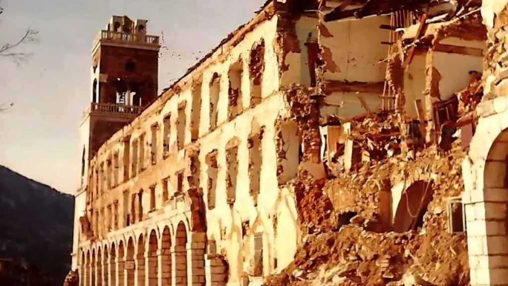 Imagem Santuario de Sao Geraldo danificado pelo terromoto em 1980 do artigo O testemunho redentorista após o sismo italiano de 1980