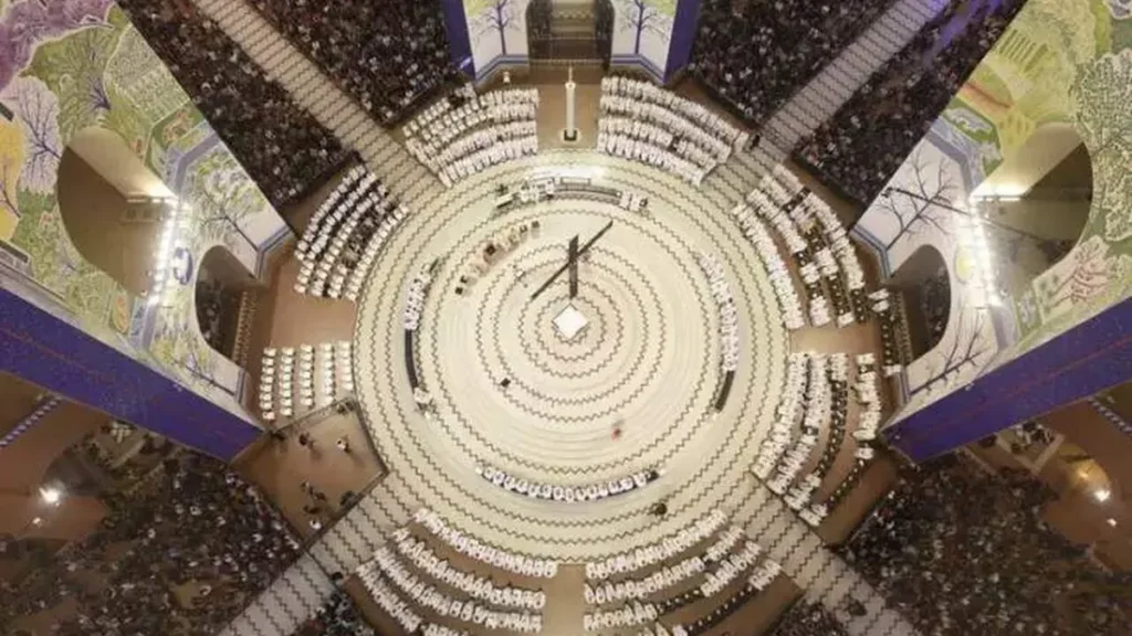 Imagem Altar central a12 do artigo TV Aparecida transmite cobertura especial da 62ª Assembleia Geral da CNBB