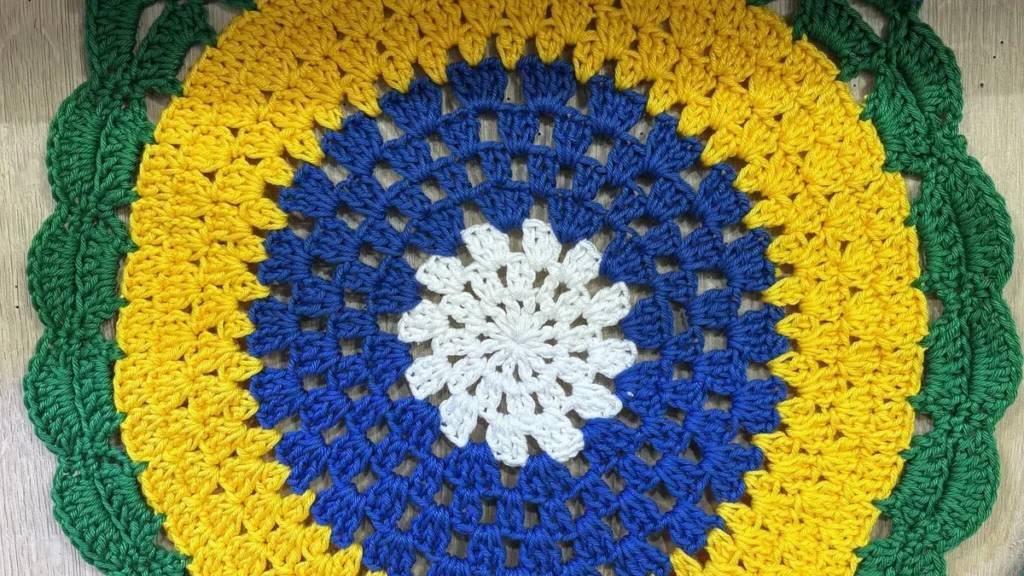 Imagem sousplat do brasil faca voce mesmo do artigo Sousplat Bandeira em Crochê – Faça Você Mesmo