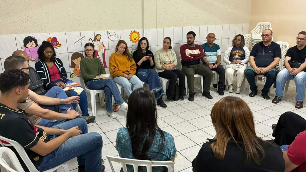 Imagem Reuniao de conselhos paroquiais do artigo Como fortalecer os conselhos paroquiais?