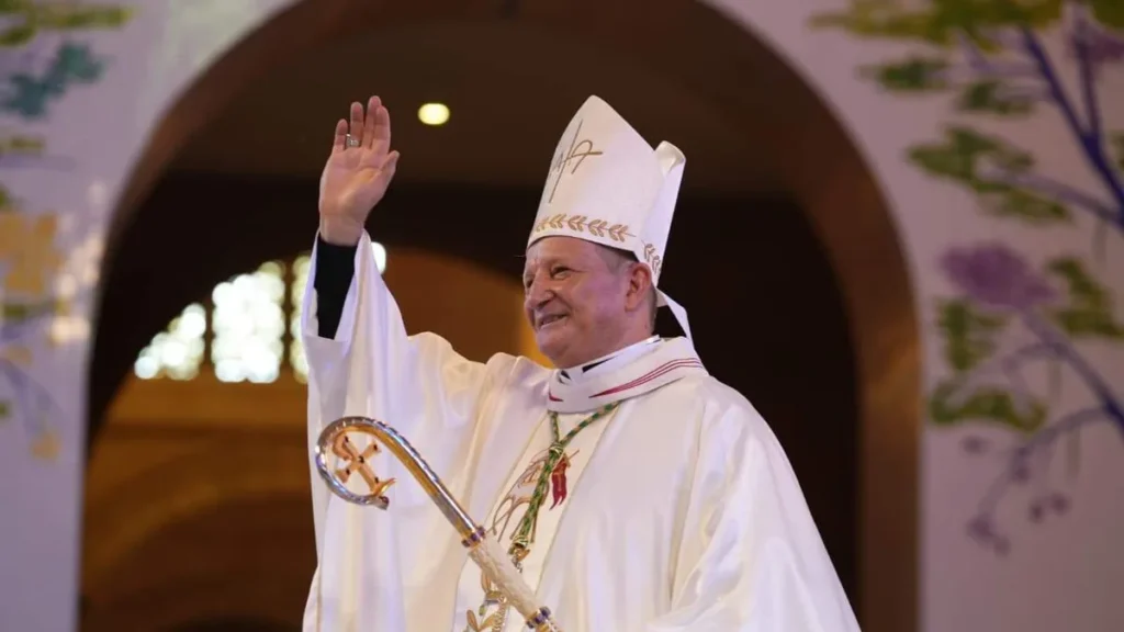 Imagem dom mario antonio durante missa de posse canonica em 2026 do artigo Dom Mário Antonio da Silva assume a Arquidiocese de Aparecida