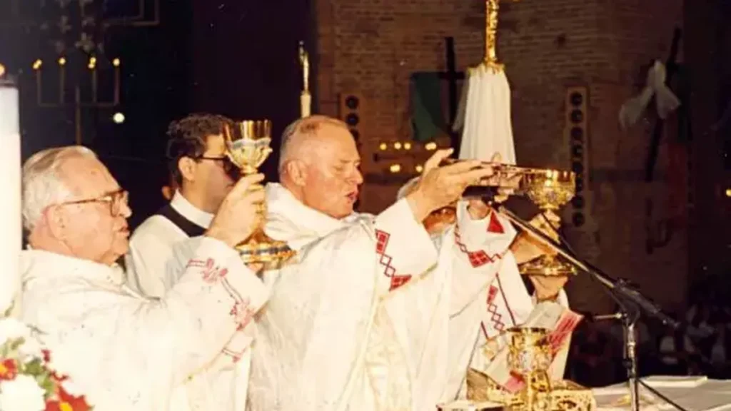 Dom Aloísio durante celebração no Santuário Nacional de Aparecida
