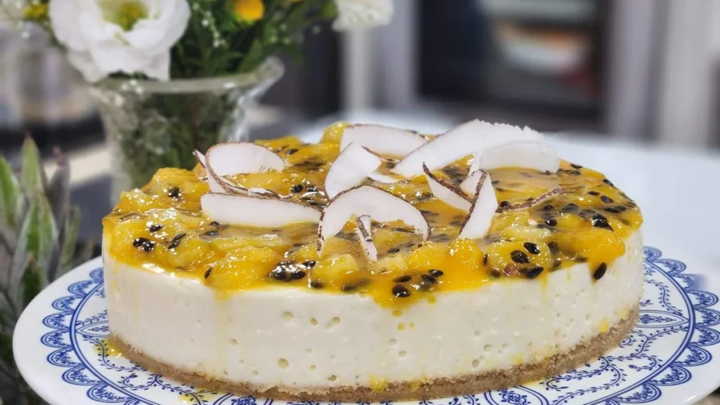 Imagem Cheesecake de Coco com calda de frutas amarelas do artigo Cheesecake de Coco com Calda de Frutas Amarelas - Santa Receita
